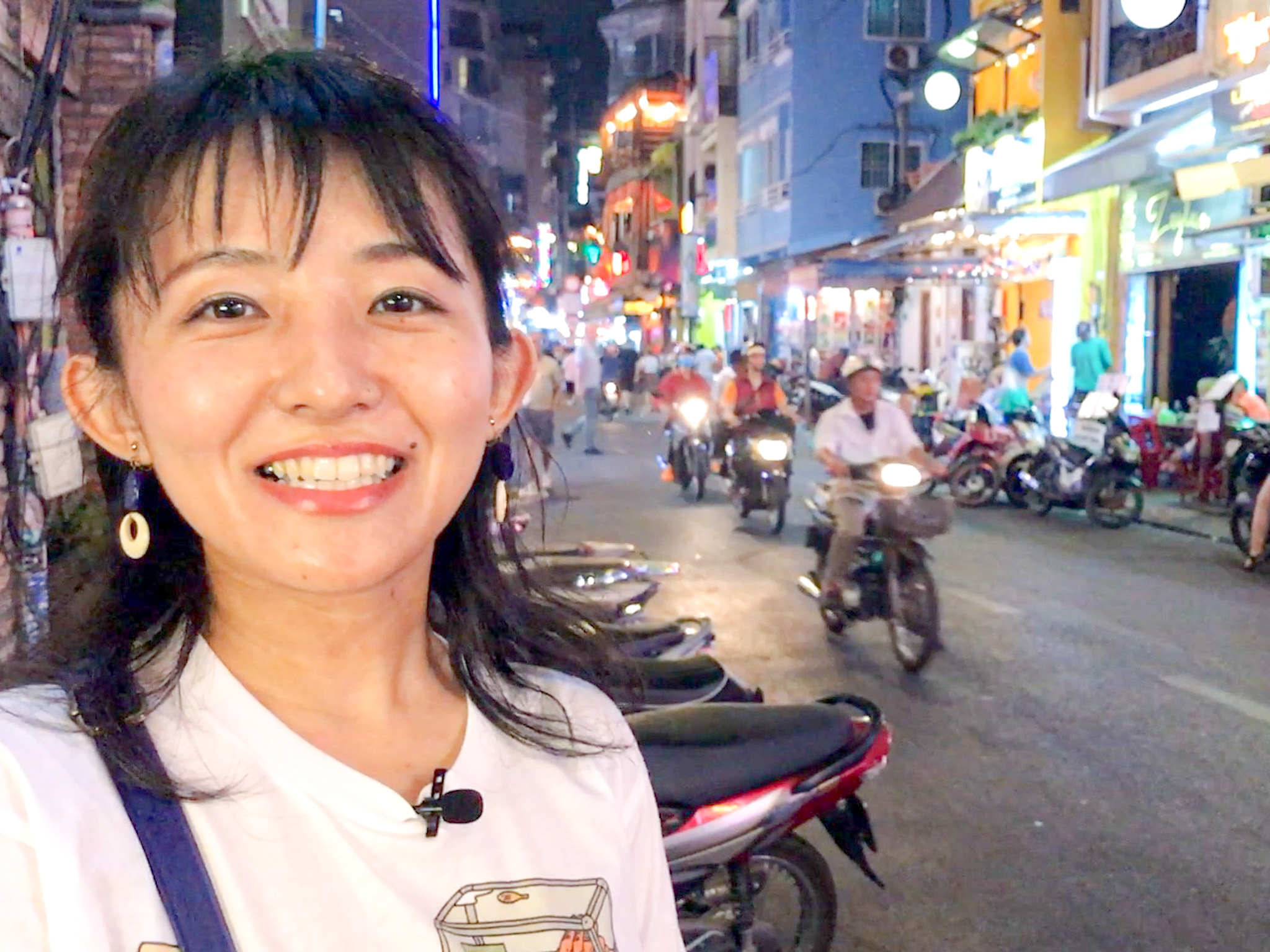 ベトナム最大の夜の繁華街 ブイビエン通り 貝料理がおいしいお店をご紹介 ベトナムチャンネルhiromi