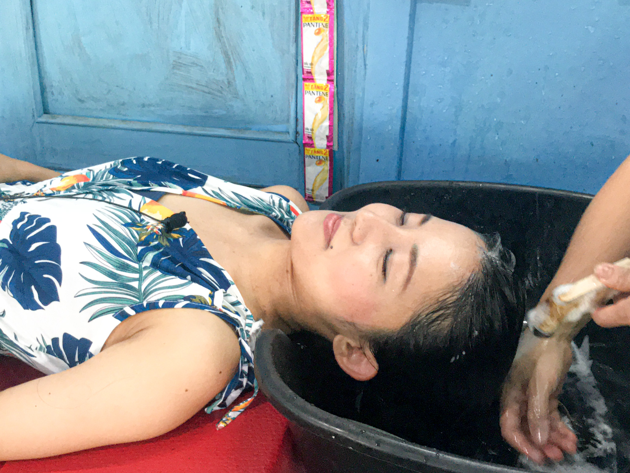 ベトナム式シャンプーをローカル美容室で体験してきました ベトナムチャンネルhiromi